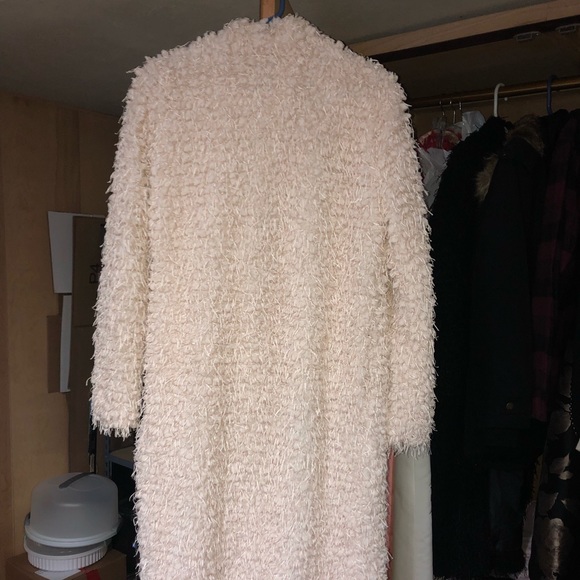 White peacoat - Picture 3 of 4